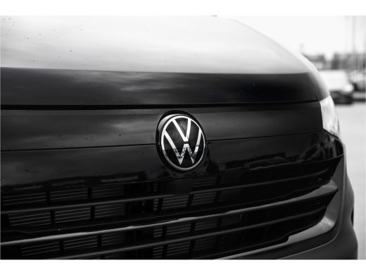 Volkswagen Transporter 2.0 TDI L1H1 28 Life | Bestuurdersassistentiepakket Plus | Climatronic climate control, 1-zone | ... ActivLease financial lease