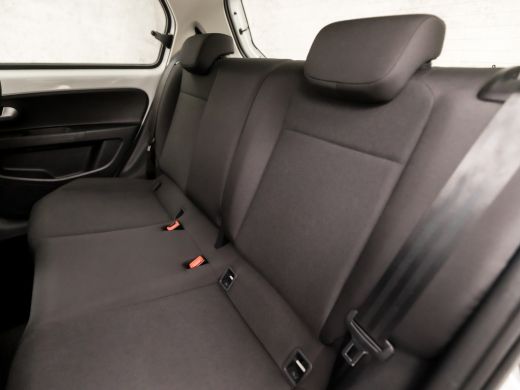 Volkswagen up! 1.0 BMT High Up! (5 DEURS, BLUETOOTH, STOELVERWARMING, SPORTSTOELEN, LM VELGEN, GETINT GLAS, ELEK... ActivLease financial lease