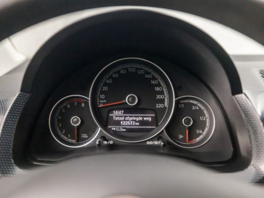 Volkswagen up! 1.0 BMT High Up! (5 DEURS, BLUETOOTH, STOELVERWARMING, SPORTSTOELEN, LM VELGEN, GETINT GLAS, ELEK... ActivLease financial lease