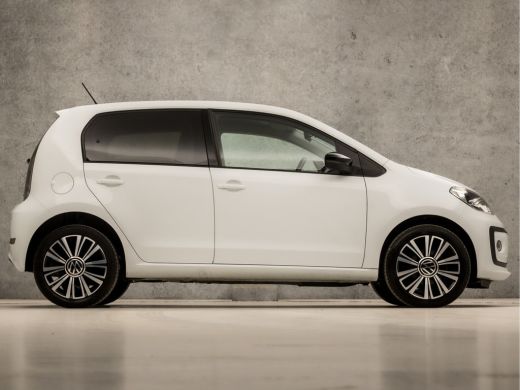Volkswagen up! 1.0 BMT High Up! (5 DEURS, BLUETOOTH, STOELVERWARMING, SPORTSTOELEN, LM VELGEN, GETINT GLAS, ELEK... ActivLease financial lease