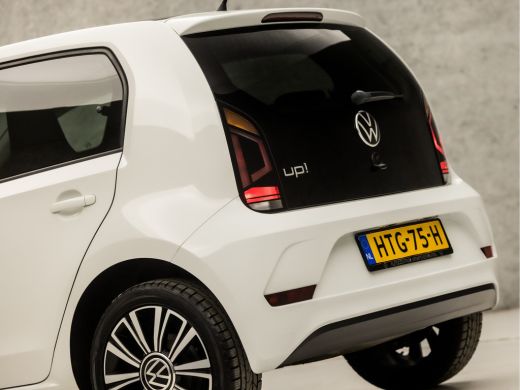 Volkswagen up! 1.0 BMT High Up! (5 DEURS, BLUETOOTH, STOELVERWARMING, SPORTSTOELEN, LM VELGEN, GETINT GLAS, ELEK... ActivLease financial lease