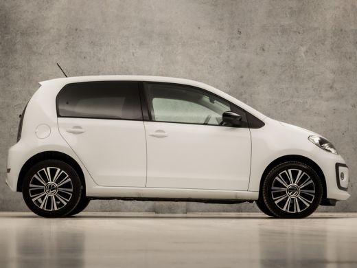 Volkswagen up! 1.0 BMT High Up! (5 DEURS, BLUETOOTH, STOELVERWARMING, SPORTSTOELEN, LM VELGEN, GETINT GLAS, ELEK... ActivLease financial lease