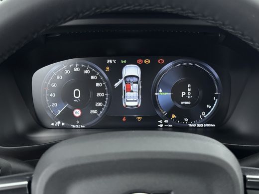 Volvo  XC40 1.5 T4 Recharge Plus Dark | Voorruit verwarming | Trekhaak | PDC + 360 Camera | Adaptive Cruiscon... ActivLease financial lease