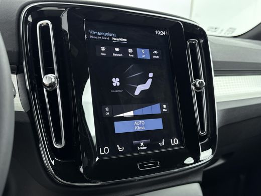 Volvo  XC40 1.5 T4 Recharge Plus Dark | Voorruit verwarming | Trekhaak | PDC + 360 Camera | Adaptive Cruiscon... ActivLease financial lease
