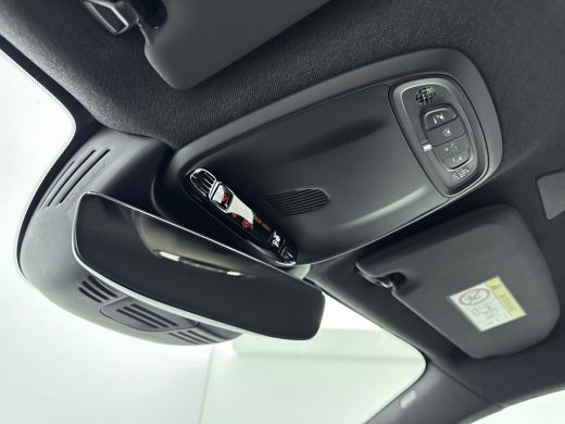 Volvo  XC40 1.5 T4 Recharge Plus Dark | Voorruit verwarming | Trekhaak | PDC + 360 Camera | Adaptive Cruiscon... ActivLease financial lease