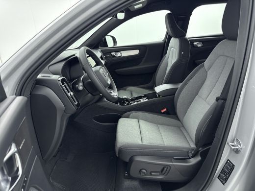 Volvo  XC40 1.5 T4 Recharge Plus Dark | Voorruit verwarming | Trekhaak | PDC + 360 Camera | Adaptive Cruiscon... ActivLease financial lease