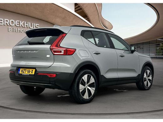 Volvo  XC40 1.5 T4 Recharge Plus Dark | Voorruit verwarming | Trekhaak | PDC + 360 Camera | Adaptive Cruiscon... ActivLease financial lease