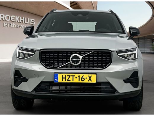 Volvo  XC40 1.5 T4 Recharge Plus Dark | Voorruit verwarming | Trekhaak | PDC + 360 Camera | Adaptive Cruiscon... ActivLease financial lease