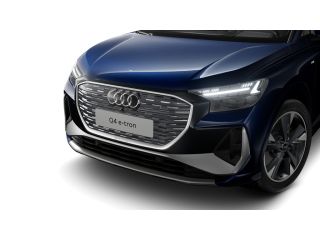 Audi Q4 e-tron S edition Competition | Achterklep, automatisch bedienbaar | Achteruitrijcamera | Adaptive cruise...