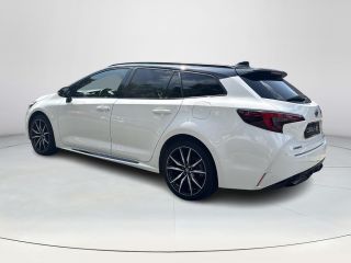 Toyota Corolla Touring Sports Hybrid 200 GR Sport Plus | 06-10141018 Voor meer informatie