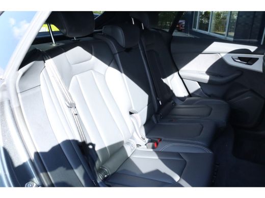 Audi Q8 60 TFSI e quattro Pro Line S Competition | Adaptieve Cruise | Trekhaak | Stoelverwarming | Memory... ActivLease financial lease