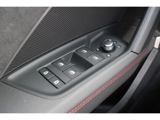 Audi RS3 2.5 TFSI RS3 400PK QUATTRO | PANO DAK | BLACK OPTIC | ALCANTARA STUUR | HEAD UP DISPLAY | CAMERA ... ActivLease financial lease