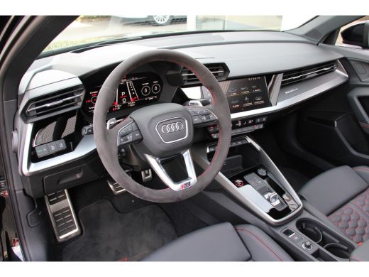 Audi RS3 2.5 TFSI RS3 400PK QUATTRO | PANO DAK | BLACK OPTIC | ALCANTARA STUUR | HEAD UP DISPLAY | CAMERA ... ActivLease financial lease
