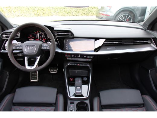 Audi RS3 2.5 TFSI RS3 400PK QUATTRO | PANO DAK | BLACK OPTIC | ALCANTARA STUUR | HEAD UP DISPLAY | CAMERA ... ActivLease financial lease