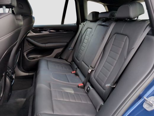BMW X3 xDrive20i M-Sport | Laser LED | Lederen Bekleding | 19 inch | Navigatie | Cruise Control ActivLease financial lease