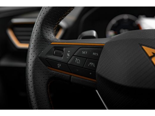 CUPRA Formentor 1.4 TSI e-Hybrid 204pk Essential | Carplay | Panoramadak | stoel- stuurverwarming | ActivLease financial lease