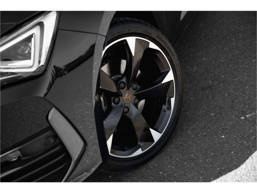 CUPRA Leon Sportstourer 1.4 e-Hybrid Essential 245 PK | Camera | Navigatie | Stoel-Stuurverwarming | elek. achterklep | ActivLease financial lease