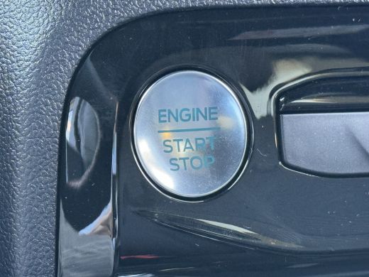 Ford Kuga 2.5 PHEV ST-LINE | DIRECT LEVERBAAR! | ELEKTR TREKHAAK | WINTERPACK | 19'' LMV | STANDVERWARMING ... ActivLease financial lease