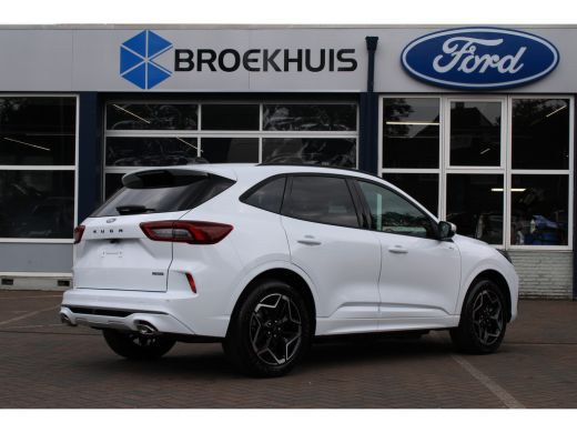 Ford Kuga 2.5 PHEV ST-LINE | DIRECT LEVERBAAR! | ELEKTR TREKHAAK | WINTERPACK | 19'' LMV | STANDVERWARMING ... ActivLease financial lease