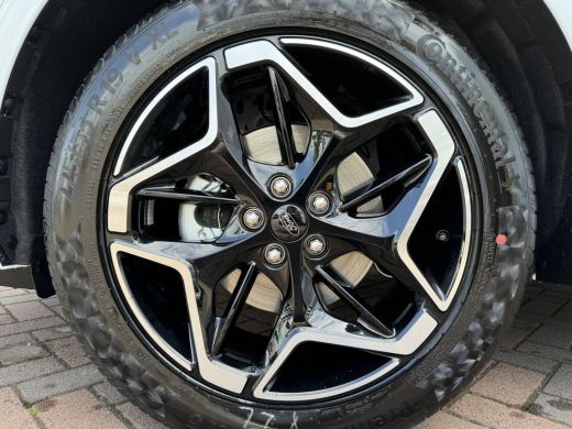 Ford Kuga 2.5 PHEV ST-LINE | DIRECT LEVERBAAR! | ELEKTR TREKHAAK | WINTERPACK | 19'' LMV | STANDVERWARMING ... ActivLease financial lease