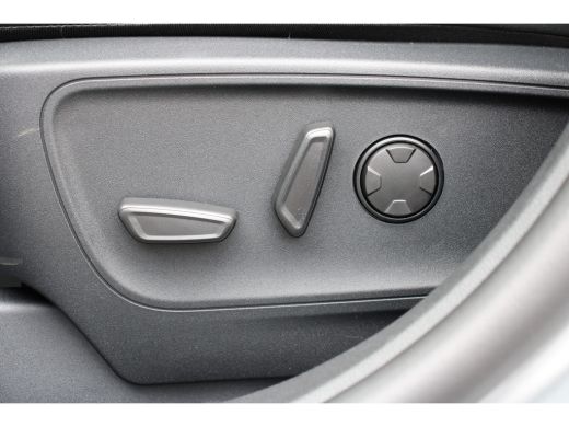 Ford Kuga 2.5 PHEV ST-LINE X | SNEL RIJDEN! | PANODAK | ELEKTR TREKHAAK | WINTERPACK | DRIVER ASS PACK | 19... ActivLease financial lease