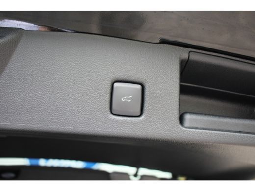 Ford Kuga 2.5 PHEV ST-LINE X | SNEL RIJDEN! | PANODAK | WINTERPACK | DRIVER ASS PACK | 19" VELGEN | 2100KG ... ActivLease financial lease