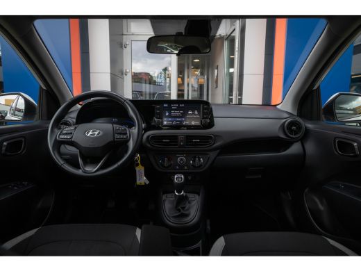 Hyundai i10 1.0 Comfort | Airco | Cruise Control | Apple Carplay/Android Auto | Achterbank in delen neerklapb... ActivLease financial lease