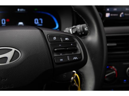 Hyundai i10 1.0 Comfort | Airco | Cruise Control | Apple Carplay/Android Auto | Achterbank in delen neerklapb... ActivLease financial lease