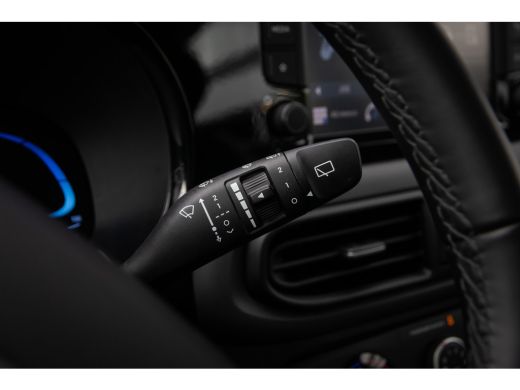 Hyundai i10 1.0 Comfort | Airco | Cruise Control | Apple Carplay/Android Auto | Achterbank in delen neerklapb... ActivLease financial lease