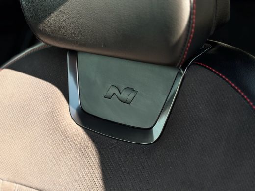 Hyundai Tucson 1.6 T-GDI PHEV N Line 4WD Sunset Red | 4 x 4 | Airco AUTO | Cruise Control Adaptive | Stoelverwar... ActivLease financial lease