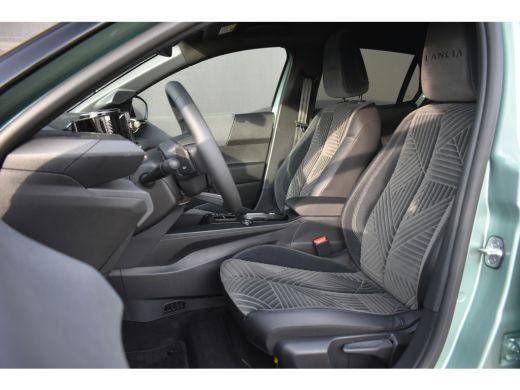 Lancia Ypsilon 1.2 Turbo Hybrid LX Automaat | Navigatie | Full-LED | Achteruitrijcamera | Adaptive Cruise | Verk... ActivLease financial lease