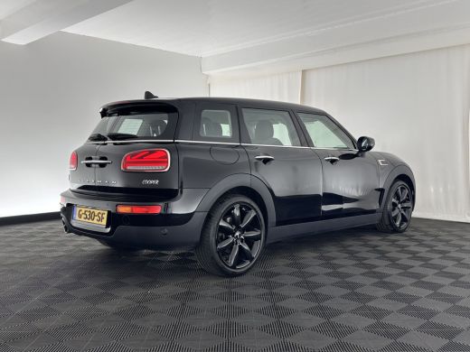 Mini Clubman 1.5 Cooper Chili (INCL-BTW) Aut. *LEATHER-MICROFIBRE | FULL-LED | KEYLESS | NAVI-FULLMAP | SPORT-... ActivLease financial lease