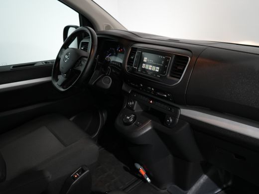 Opel Vivaro 2.0 Diesel 180pk Automaat L3 DC | Bumpers in carrosseriekleur | Cruise control | LED dagrijverlic... ActivLease financial lease