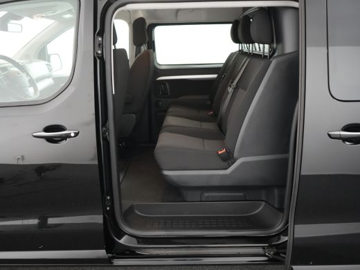 Opel Vivaro 2.0 Diesel 180pk Automaat L3 DC | Bumpers in carrosseriekleur | Cruise control | LED dagrijverlic... ActivLease financial lease