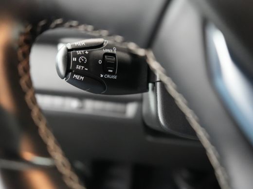 Opel Vivaro 2.0 Diesel 180pk Automaat L3 DC | Bumpers in carrosseriekleur | Cruise control | LED dagrijverlic... ActivLease financial lease