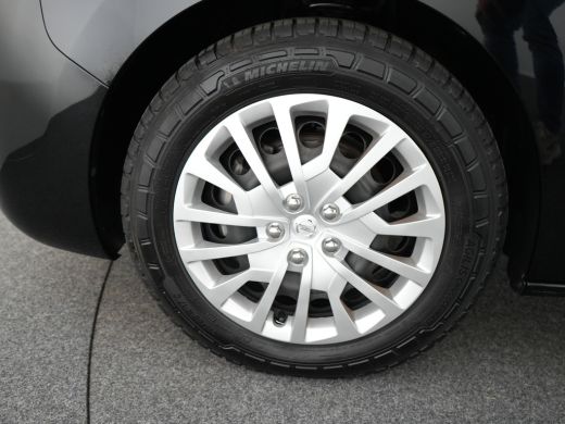 Opel Vivaro 2.0 Diesel 180pk Automaat L3 DC | Bumpers in carrosseriekleur | Cruise control | LED dagrijverlic... ActivLease financial lease