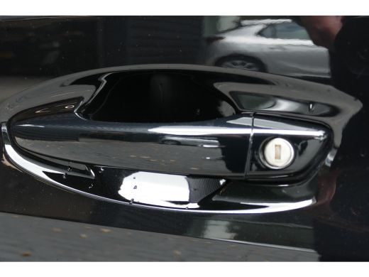 Peugeot 208 HYBRID 136PK GT AUTOMAAT / NAVI / CLIMA / PDC / 17" LMV / CAMERA V+A / PANO.DAK / FULL-LED / KEYL... ActivLease financial lease