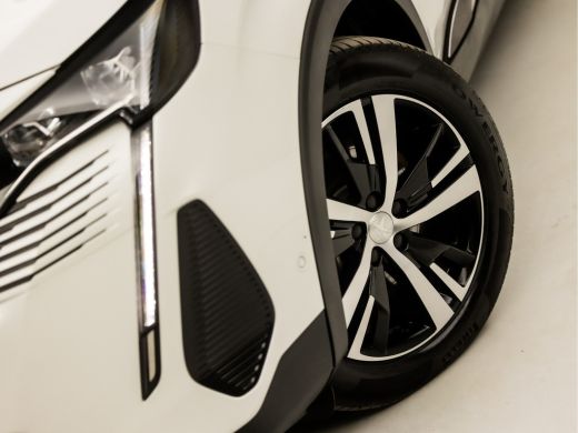 Peugeot 3008 1.6 HYbrid 225 GT 225Pk Automaat (APPLE CARPLAY, GROOT NAVI, LEDER, KEYLESS, 360 CAMERA, SPORTSTO... ActivLease financial lease