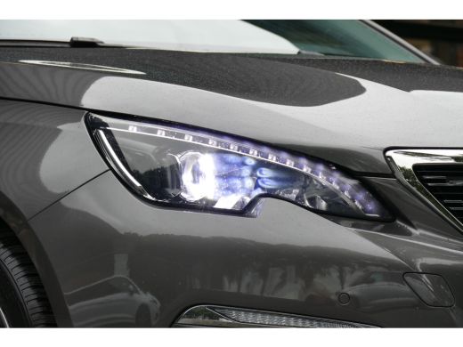 Peugeot 308 SW 1.2 PURETECH 130PK ALLURE / NAVI / LED / PDC / CLIMA / 16"LMV / CAMERA / PANO.DAK / BLUETOOTH ... ActivLease financial lease
