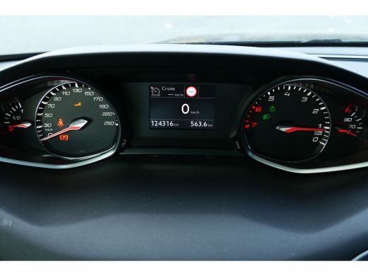 Peugeot 308 SW 1.2 PURETECH 130PK ALLURE / NAVI / LED / PDC / CLIMA / 16"LMV / CAMERA / PANO.DAK / BLUETOOTH ... ActivLease financial lease