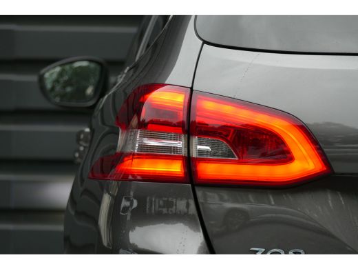 Peugeot 308 SW 1.2 PURETECH 130PK ALLURE / NAVI / LED / PDC / CLIMA / 16"LMV / CAMERA / PANO.DAK / BLUETOOTH ... ActivLease financial lease