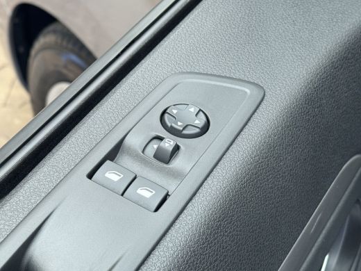 Peugeot Expert 2.0 BlueHDi 180 S&S L3 Keyless | Camera | Automaat! | Clima | Stuurverwamring | trekhaak | 5200KM... ActivLease financial lease