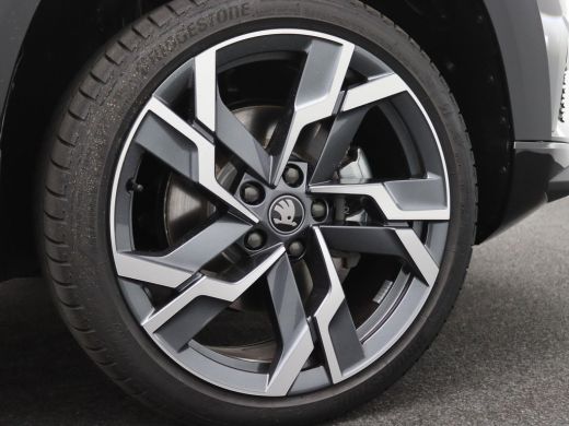 Skoda Karoq 1.5 TSI ACT Sportline Business 150PK DSG Pano-Schuifdak, Adaptieve Cruise Controle, Keyless, Virt... ActivLease financial lease