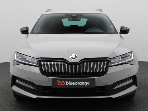 Skoda Superb Combi 1.4 TSI iV Sportline Business Trekhaak wegklapbaar, Elek. achterklep, Stoel-Stuurverwarming... ActivLease financial lease