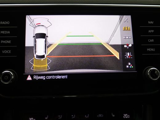 Skoda Superb Combi 1.4 TSI iV Sportline Business Trekhaak wegklapbaar, Elek. achterklep, Stoel-Stuurverwarming... ActivLease financial lease