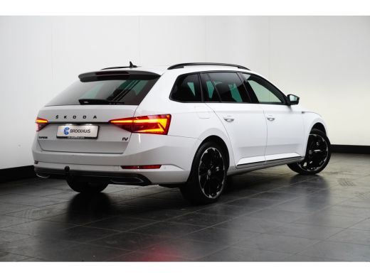 Skoda Superb Combi 1.4 TSI PHEV 204PK DSG-6 iV Sportline Business | TREKHAAK | PANORAMADAK | NAVIGATIE | 19 IN... ActivLease financial lease