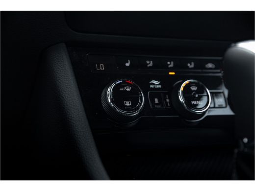 Skoda Superb Combi 1.4 TSI iV 218pk Sportline Business | Adapt. Cruise | Camera | Navigatie | Stoel- Stuurverw... ActivLease financial lease