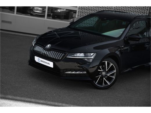 Skoda Superb Combi 1.4 TSI iV 218pk Sportline Business | Adapt. Cruise | Camera | Navigatie | Stoel- Stuurverw... ActivLease financial lease