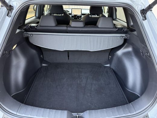 Toyota Corolla Cross Hybrid 140 Style **NAVIGATIE/ DODEHOEK DETECTIE/ PARKEERSENSOREN/ 36 MAANDEN GARANTIE** ActivLease financial lease