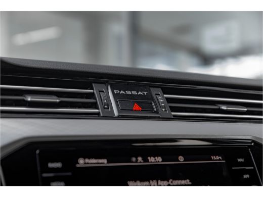 Volkswagen Passat Variant 1.4 TSI PHEV GTE Business | Achteruitrijcamera | Chroom delen exterieur | Climatronic ( 3... ActivLease financial lease